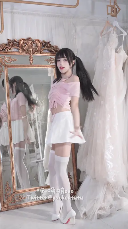 咬一口兔娘(黏黏团子兔) – NO.102  恋爱告急 11